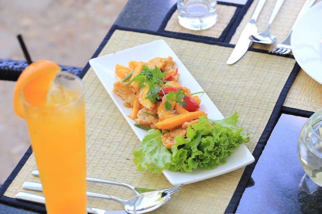 פנום פן Prasats Boutique Hotel מראה חיצוני תמונה