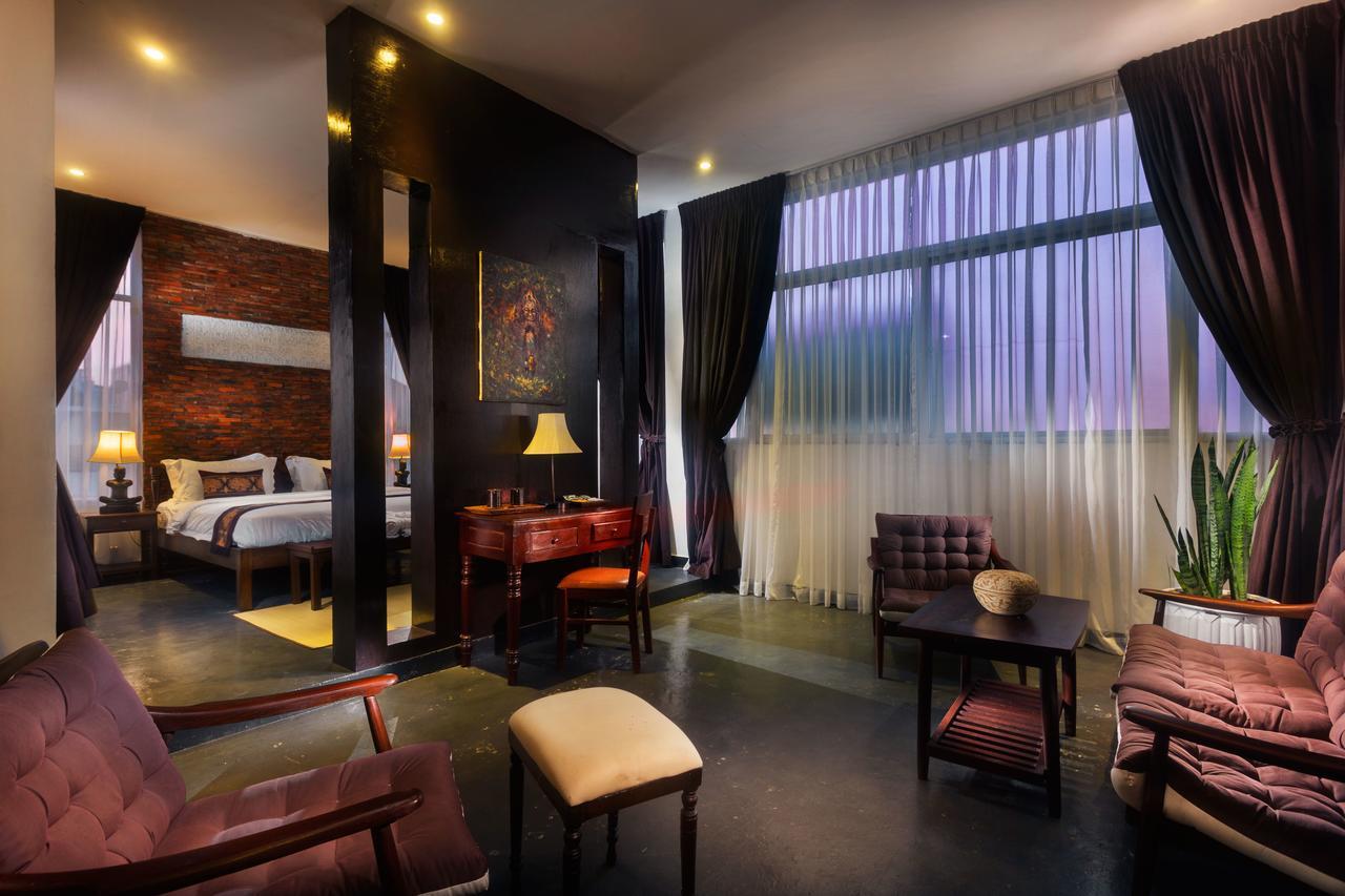פנום פן Prasats Boutique Hotel מראה חיצוני תמונה