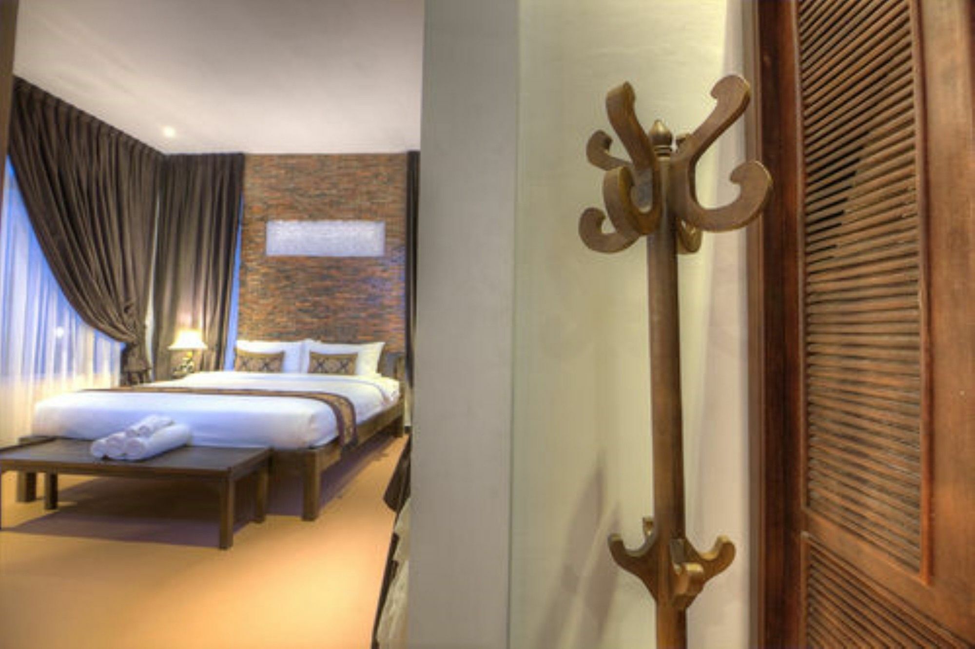 פנום פן Prasats Boutique Hotel מראה חיצוני תמונה